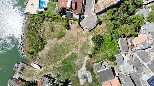 Último Grande Terreno no Canal de Guarapari com 65m de Frente Náutica — foto 2