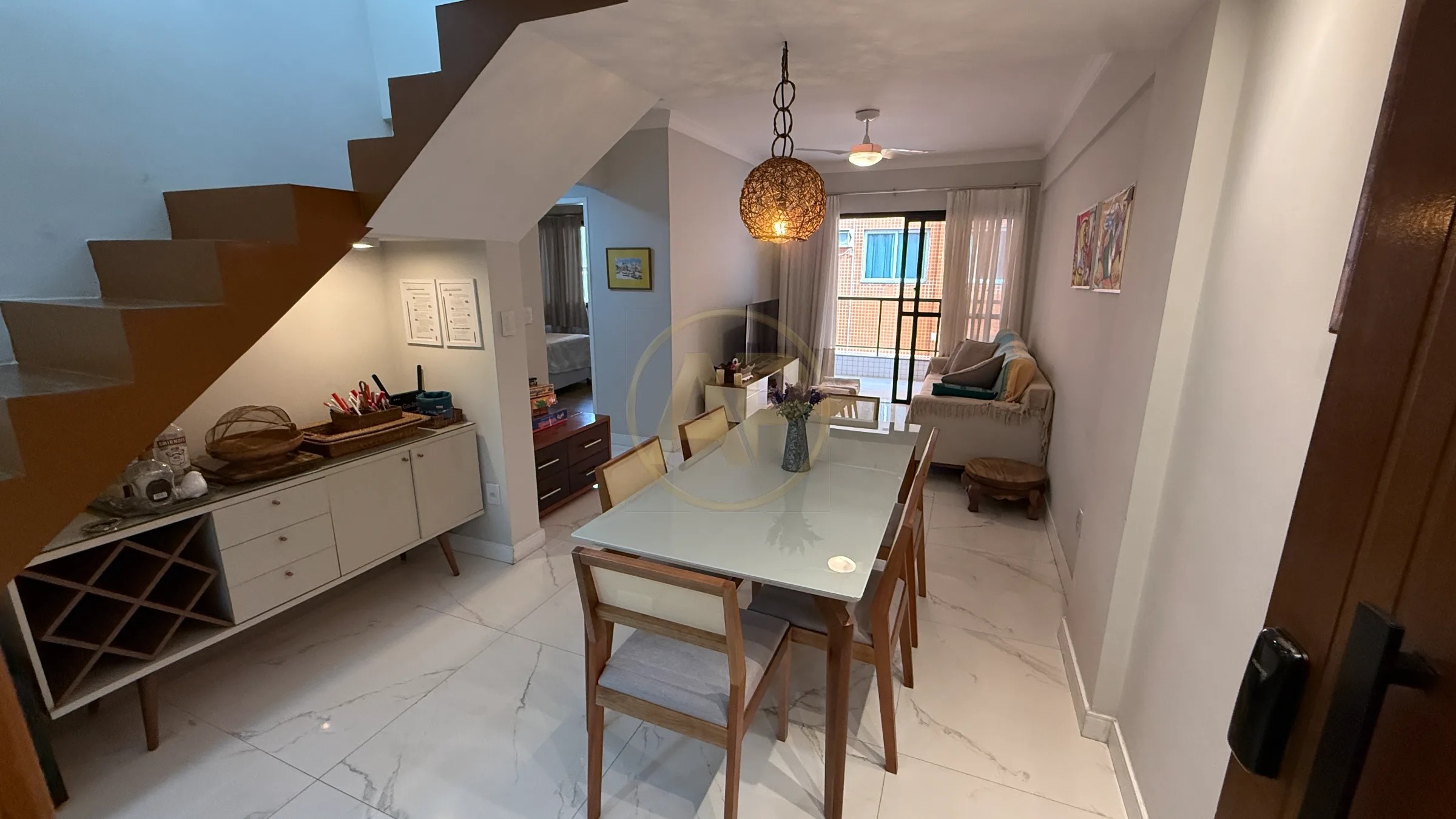 Cobertura Peracanga — 101 m² a 50 m do mar