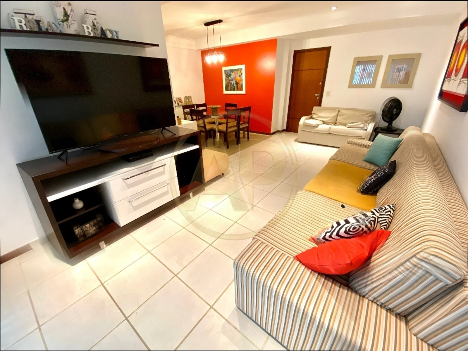 Apartamento 3 Quartos na Quadra do Mar de Peracanga - Enseada Azul